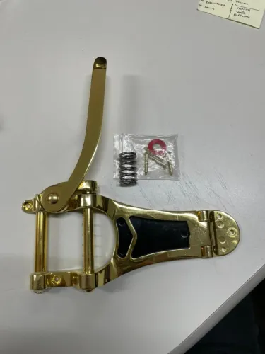 Ponte tipo Bigsby B70 para guitarra