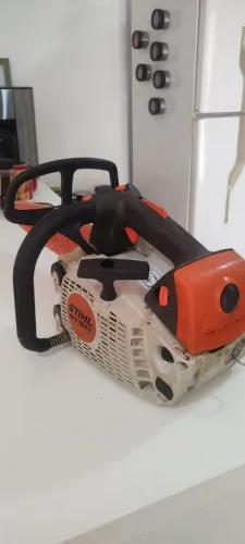 Motosserra STIHL MS 194T Profissional para Poda + Kit