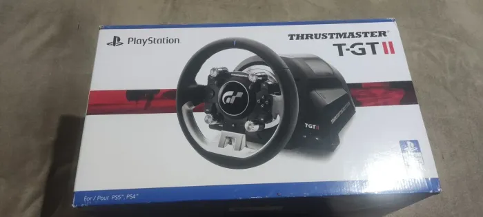 Thrustmaster tgt2 com pedais