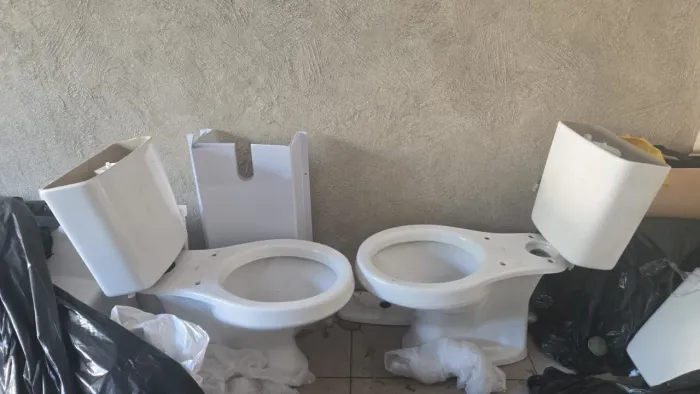 Vasos Sanitários Deca (Venda Individual ou Combo)