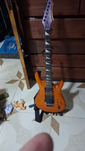 Guitarra Washburn Mercury MG-340 Coreana (1995) - Raridade Samick, LEIA O ANÚNCIO 