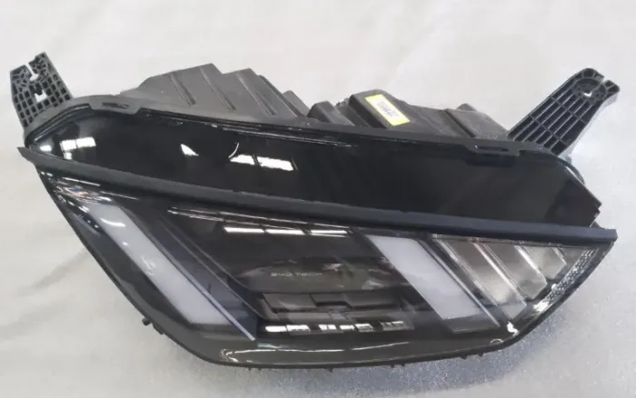 Farol Led Dianteiro Direito BYD Dolphin Mini