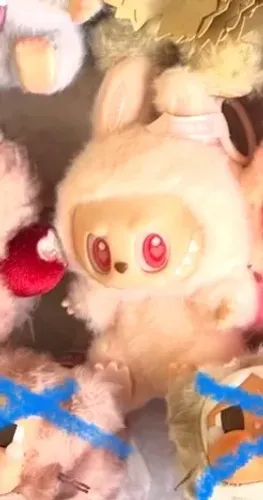 Labubu chaveiro rosa 