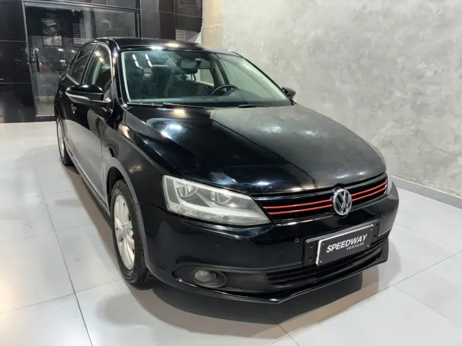 Volkswagen Jetta Comfortline 2.0 T.flex 8V 4P Tipt. 2011