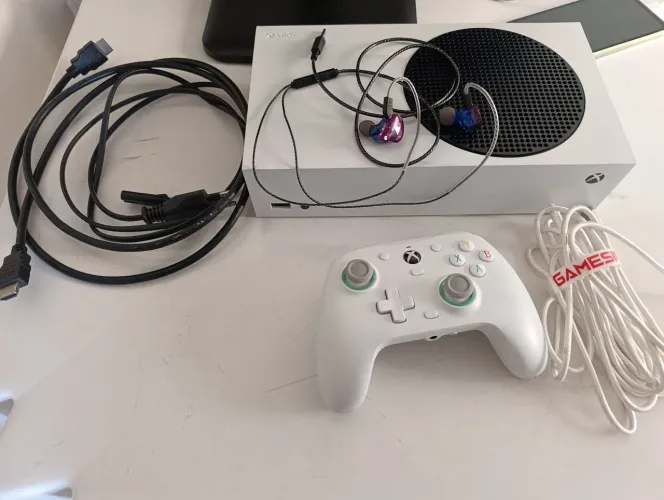 Xbox Series S + Controle Custom + Fone Hifi KZ ZSN Pro - Setup Completo!
