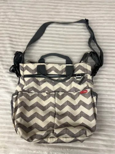 Bolsa Maternidade Skip Hop com Bolso