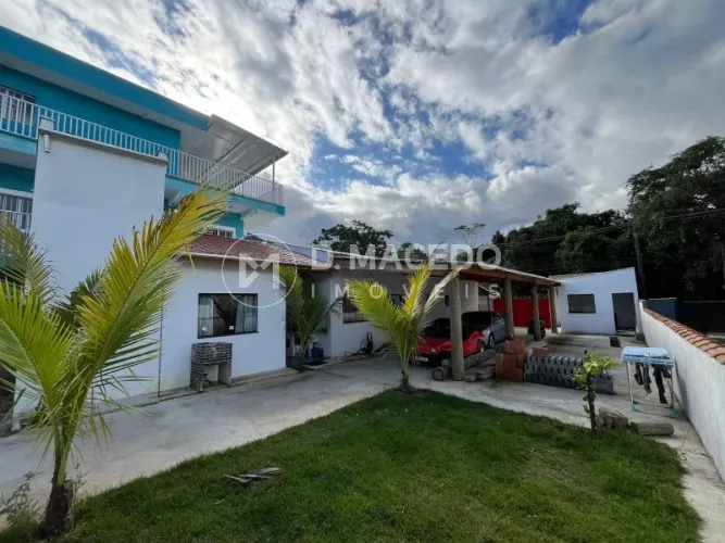 Casa para venda em Praia Da Lagoinha de 606.00m² com 2 Quartos, 2 Suites e 4 Garagens