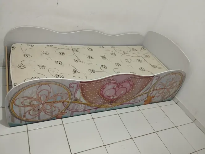 Cama infantil feminina
