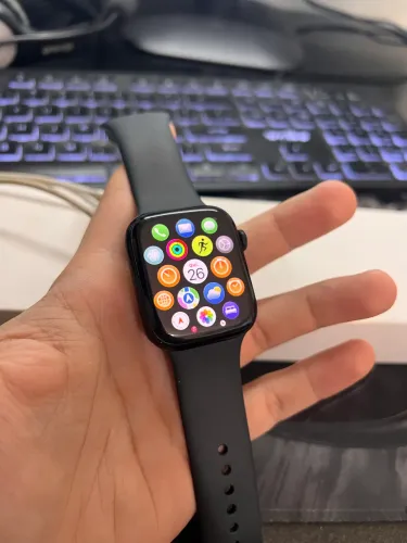 Apple Watch Series 7 45mm (GPS + Cellular)