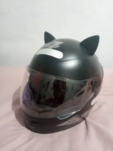 Capacete para moto (Orelhas Removíveis)