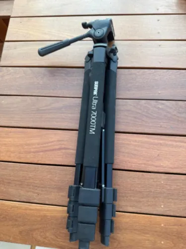 Tripé Profissional Sunpak Ultra 7000TM - Estável, Resistente e Versátil