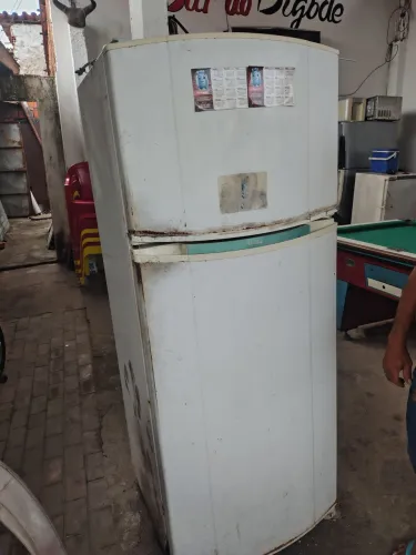 Geladeira Gelo seco , ZAP: *30