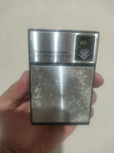 Rádio de bolso colecionador 196O Mitsubishi 