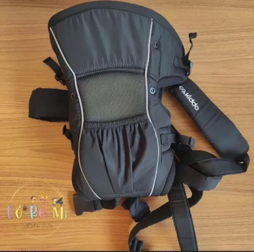 Canguru Kiddo Muuv Preto