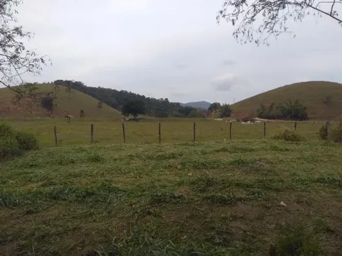 terreno de 1300m2, plano.