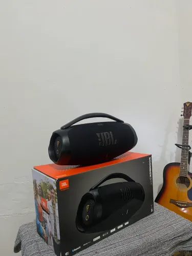 JBL BOOMBOX 3 HARMAN USADA (APENAS 3 VEZES)