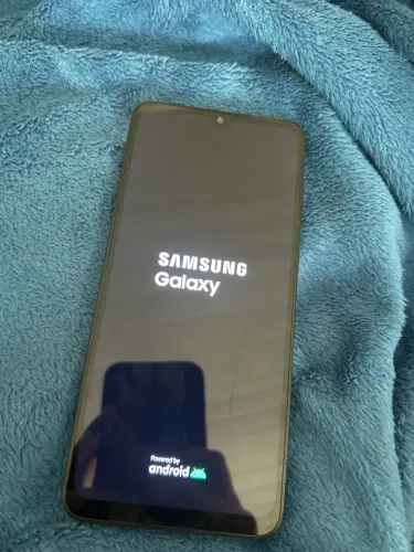 Vendo celular Sansung Galax A05