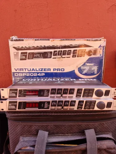 Processador Behringer Virtualizer Fx 2000