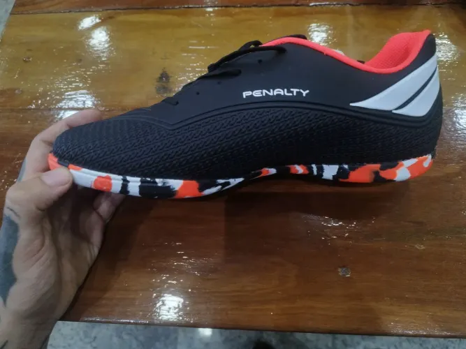 CHUTEIRA FUTSAL PENALTY 
