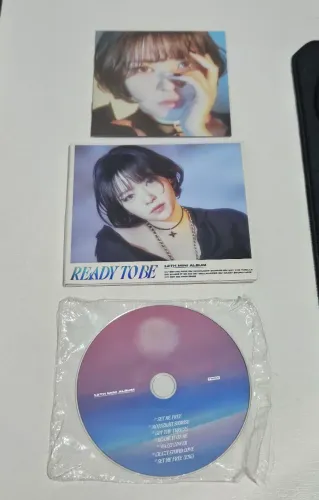 CD TWICE Ready To Be Jeongyeon + Photocards