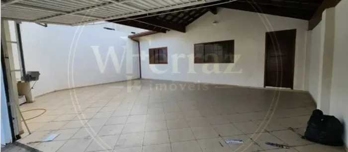 Casa térrea à venda 2 quartos - Parque dos Principes