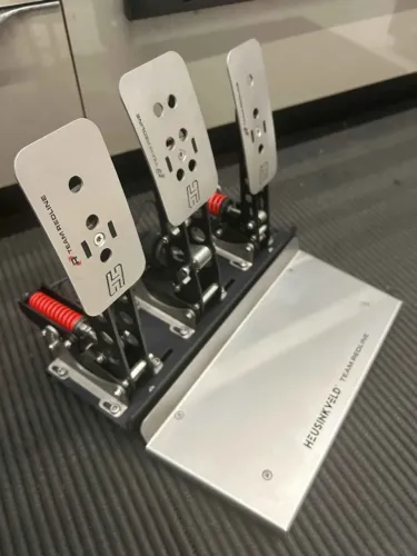 Pedal HEUSINKVELD Sprint Team Redline 3 pedais + baseplate