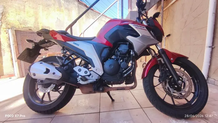 Fazer FZ25 Muito boa
