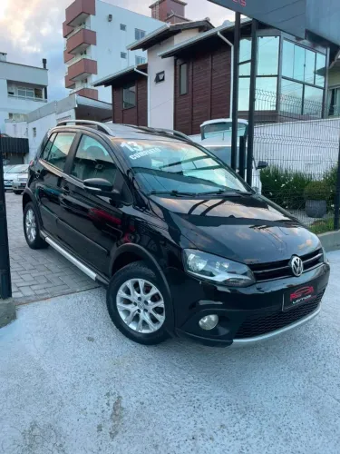 Volkswagen Crossfox 1.6 MI Total Flex 8V 5P 2013