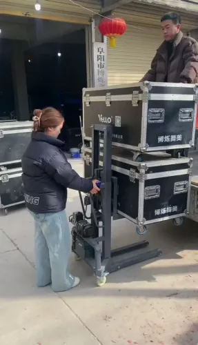 Mini empilhadeira elétrica 300kg