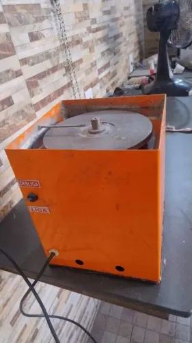 Máquina para amolar lâmina para  tosa de cachorro 