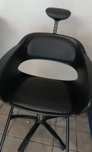 Cadeira giratória para salão