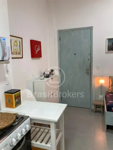 Quarto e sala (pode Air BnB) em Botafogo