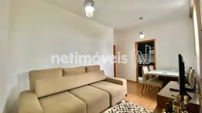 Apartamento no melhor ponto do bairro Fernão Dias.