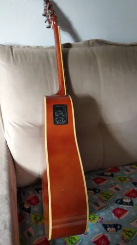 Violão  Giannini elétrico  com afinador 