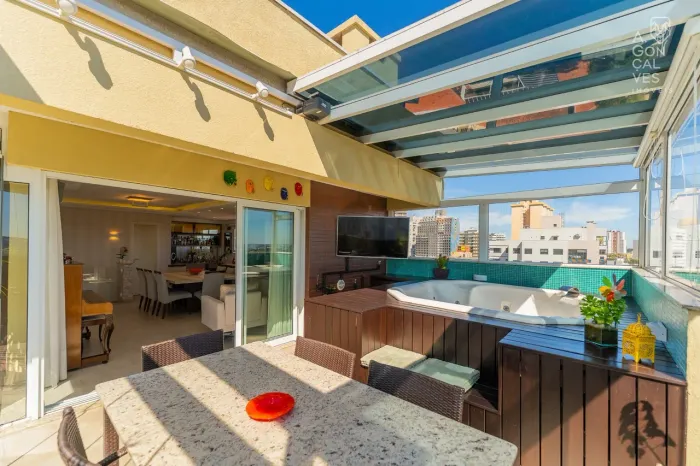 Cobertura Duplex no Bellini, 03 Quartos, 03 Vagas, Vista Livre e Panorâmica, Vila Izabel, 
