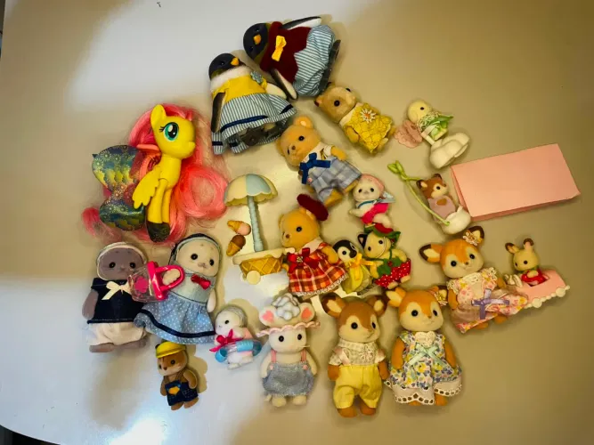 Sylvanian families + mlp