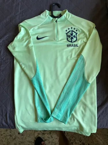 Camiseta manga longa Brasil