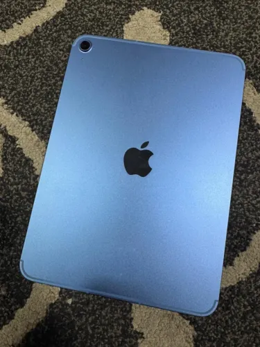 Apple iPad 11ª geração Chip A16, Wi-Fi + Cellular 128GB Azul Garantia Apple 
