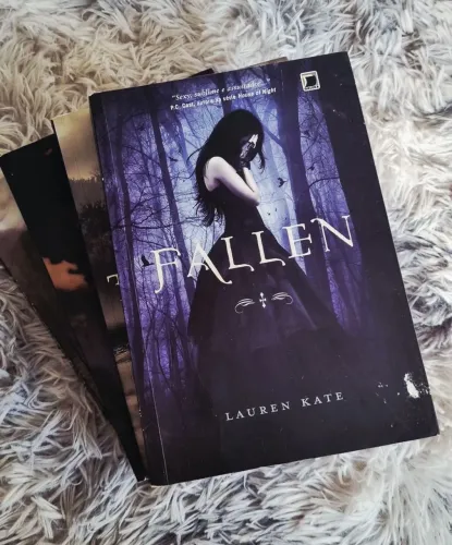 Kit 4 livros Da Série Fallen - Lauren Kate (Leve de brinde o livro Apaixonados em PDF)