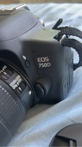 Câmera Fotográfica CANON