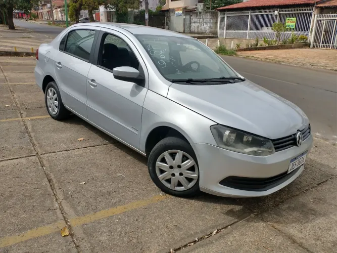 Volkswagen Voyage 1.0/1.0 City MI Total Flex 8V 4P 2013
