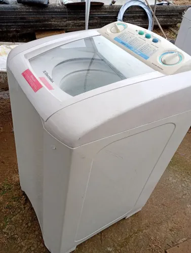 Máquina de lavar roupa Eletrolux