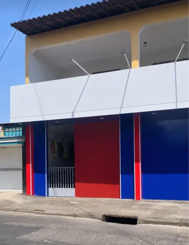 Galpão 300m² + Casa em cima | Ótima localização | Aceito veículo