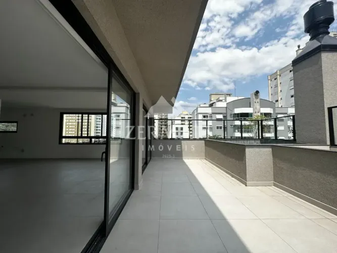 Cobertura com 3 dormitórios à venda, 258 m² por R$ 3.500.000,00 - Jardim Blumenau - Blumen