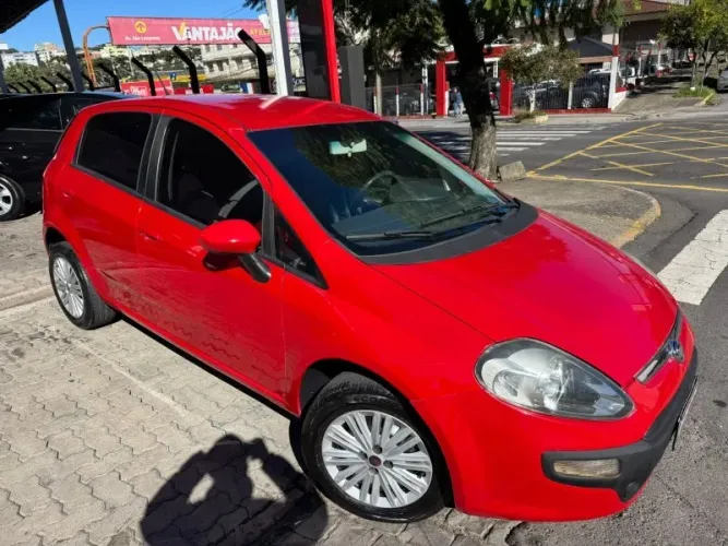 Fiat Punto Attractive Italia 1.4 F.flex 8V 5P 2013