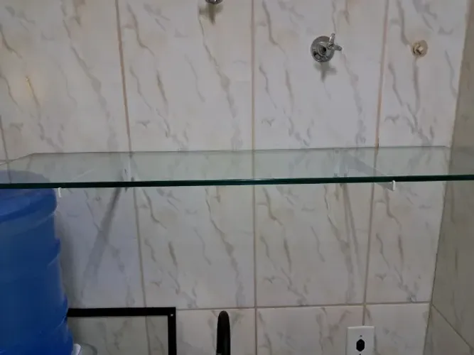 Prateleiras de vidro