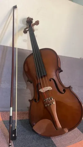 Viola marca EAGLE nova 