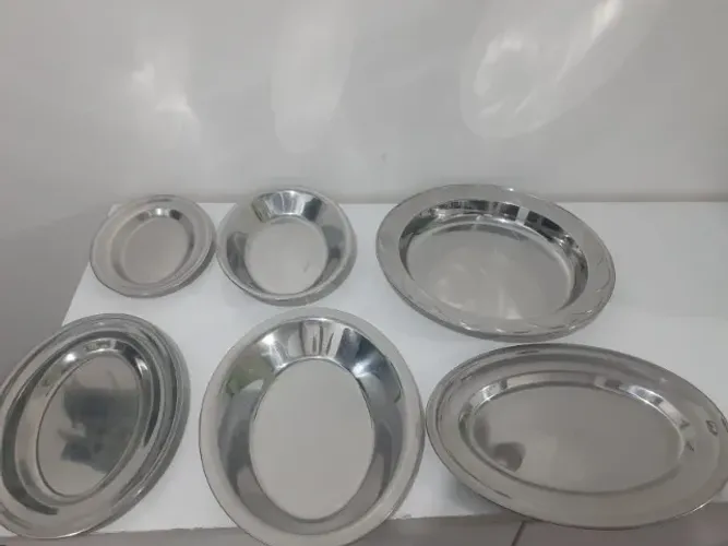 Baixelas em inox. Conjunto com 6 unidades.