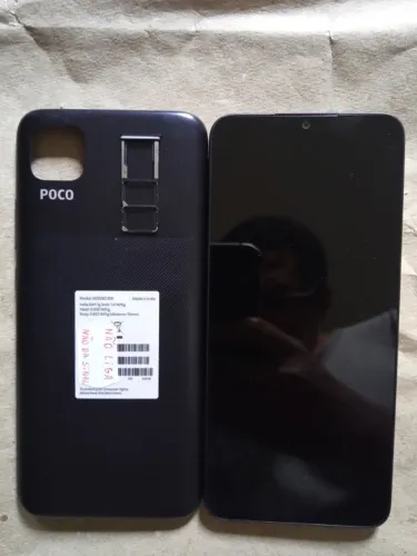 celular smartphone poco c3 defeito não liga