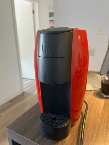 Cafeteira três corações